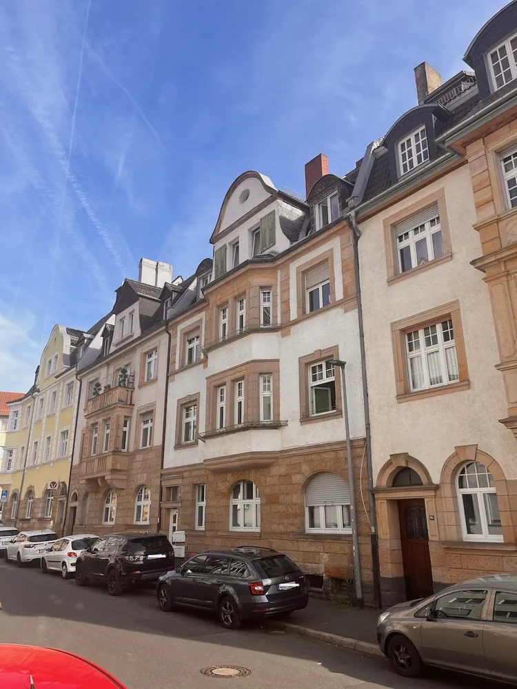 4 Zimmer Wohnung mit 110 m² in Aschaffenburg – Bild 1