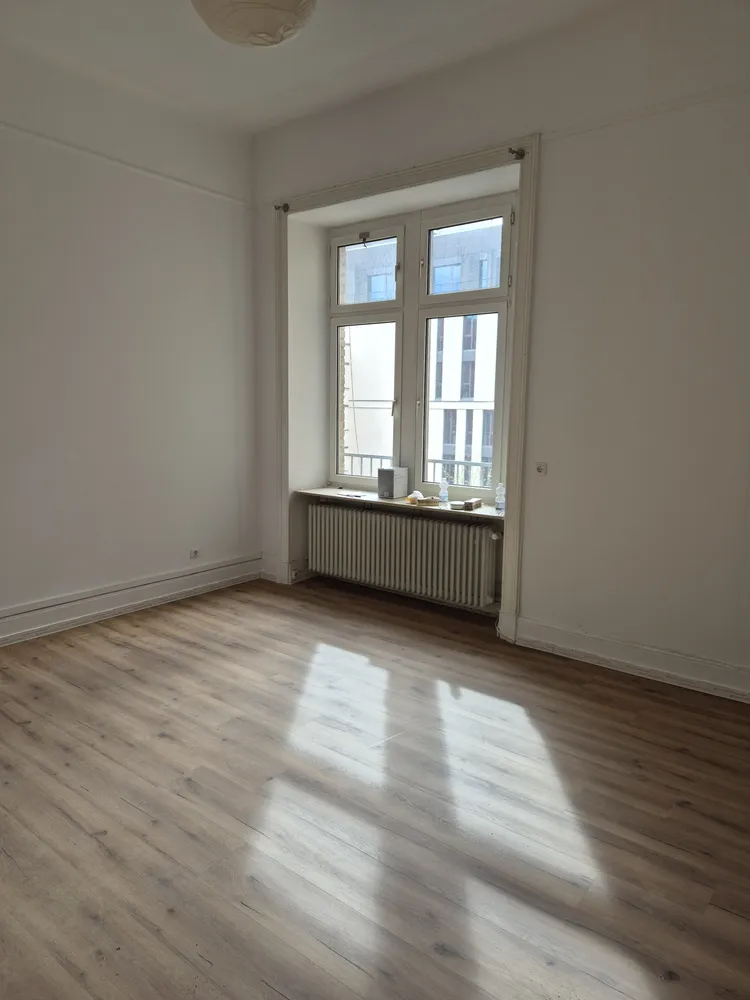 3 Zimmer Wohnung mit 99 m² in Wiesbaden – Bild 3