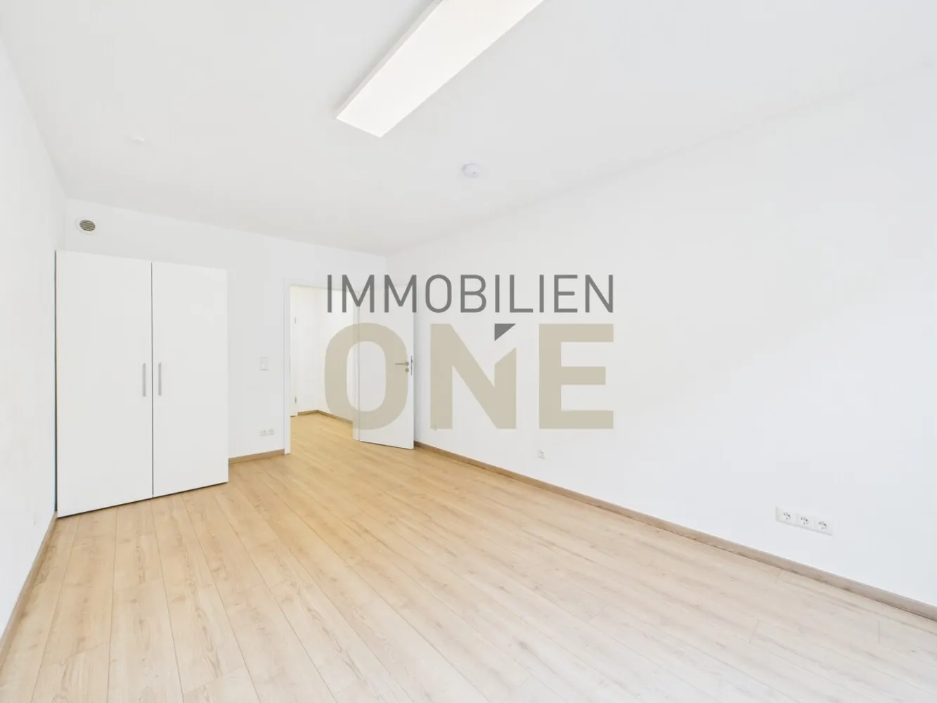 1 room apartment with 25 m² in Regensburg – Photo 5
