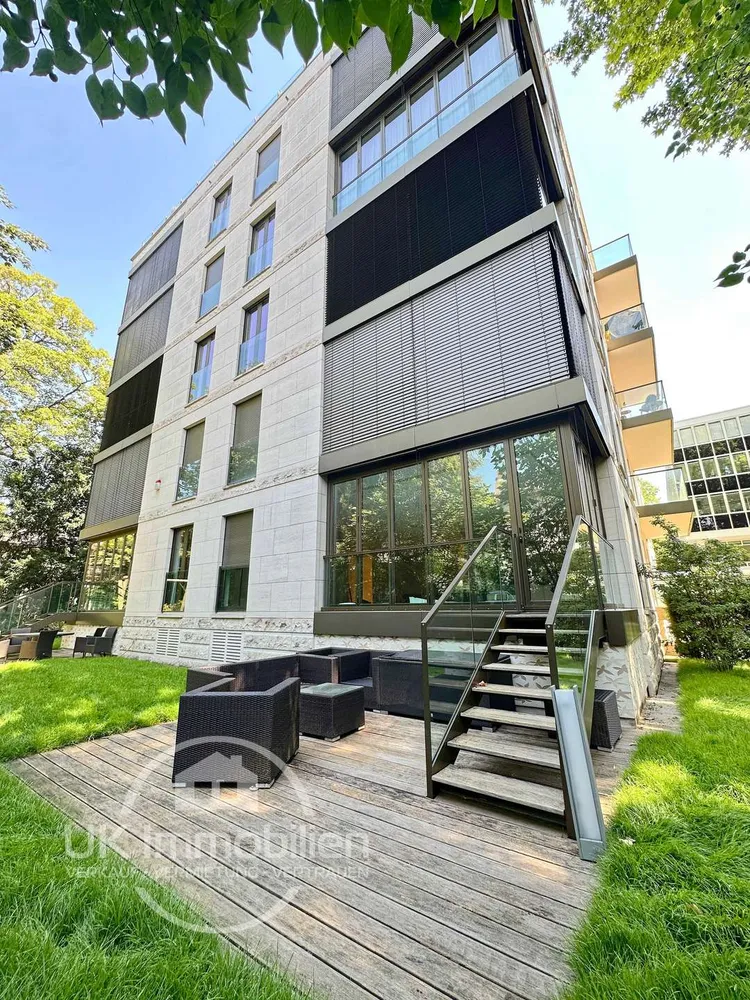 5 Zimmer Wohnung mit 346 m² in Frankfurt am Main – Bild 7