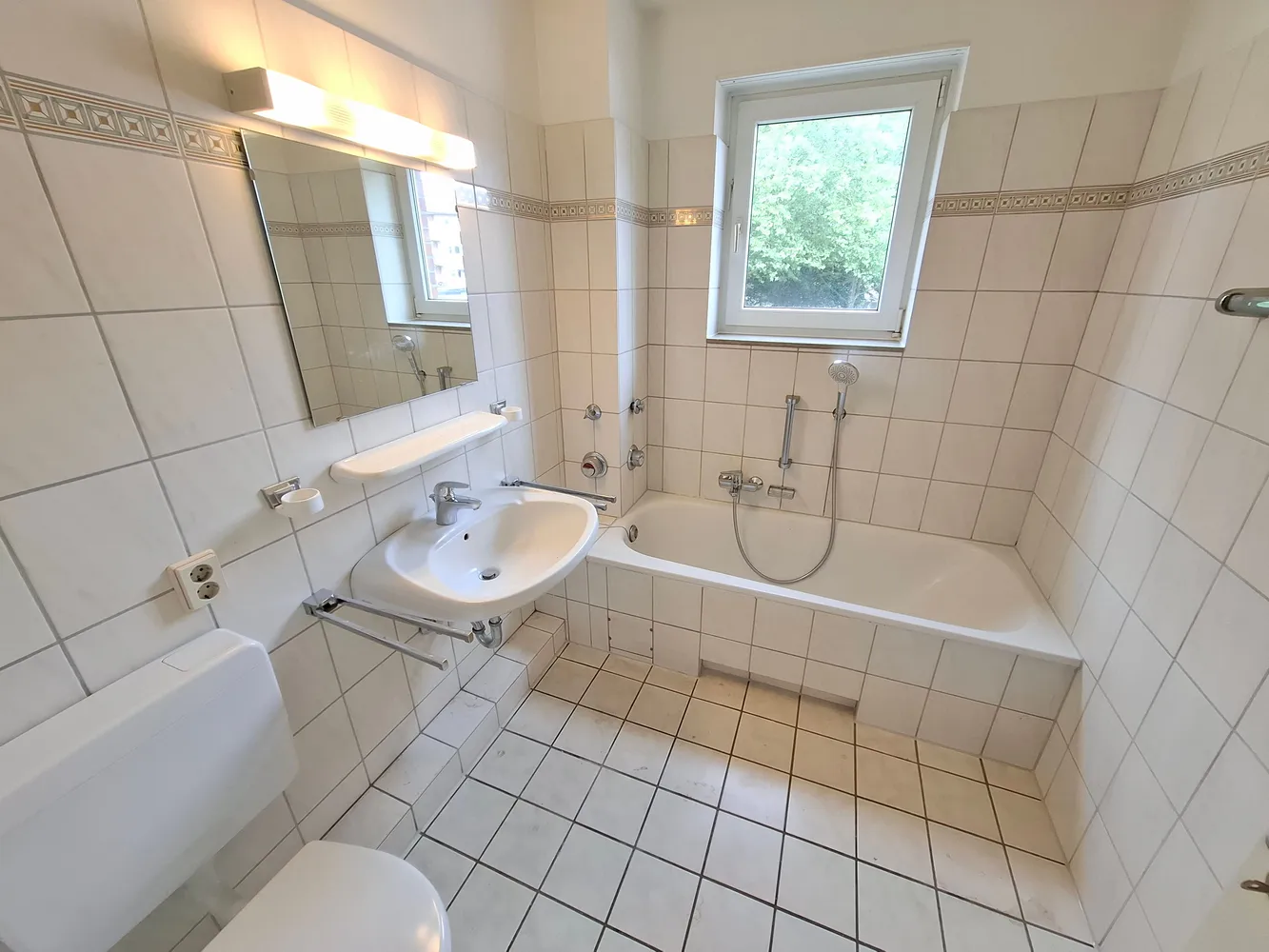 2 Zimmer Wohnung mit 61 m² in Hamburg – Bild 6