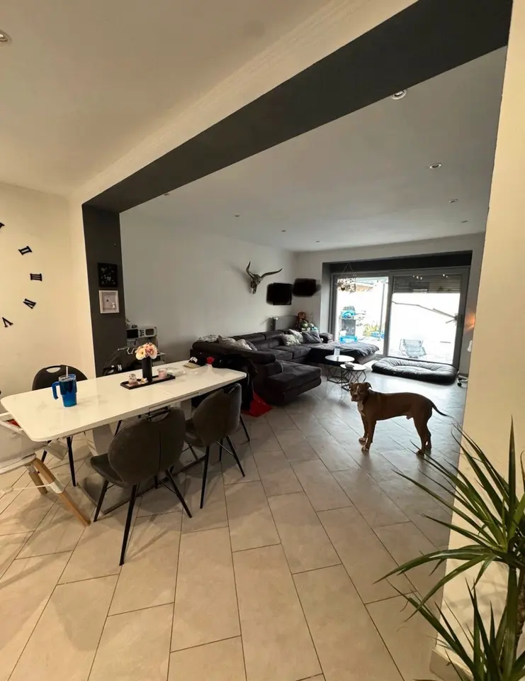 5 Zimmer Haus mit 160 m² in Saarbrücken – Bild 1