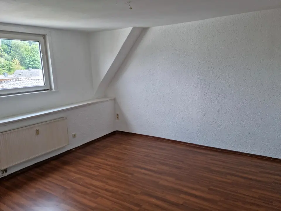 4 Zimmer Wohnung mit 90 m² in Siegen – Bild 1