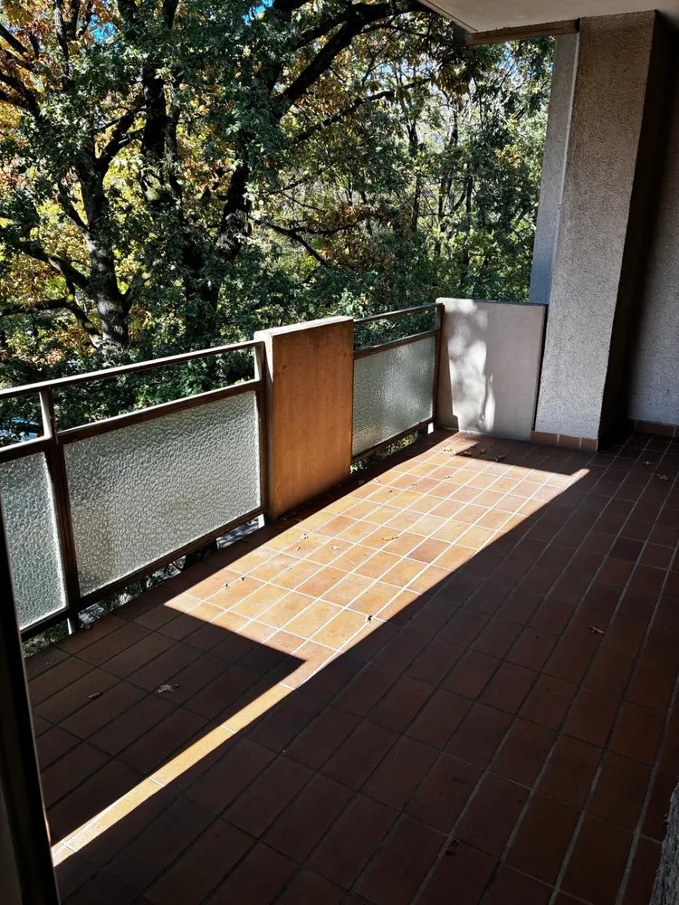 4 Zimmer Wohnung mit 100 m² in Karlsruhe – Bild 2