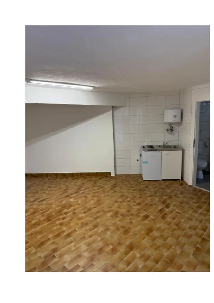 1 Zimmer Wohnung mit 30 m² in Stuttgart – Bild 2