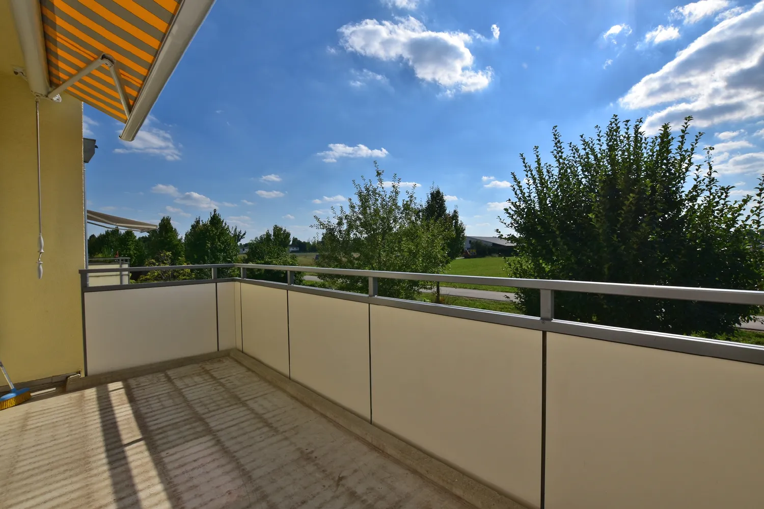 3 Zimmer Wohnung mit 76 m² in München – Bild 2
