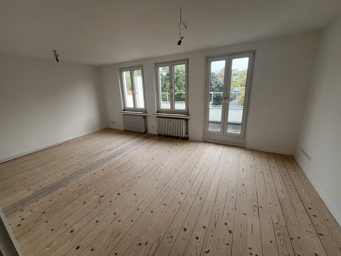 2 room apartment with 83 m² in Düsseldorf – Photo 3