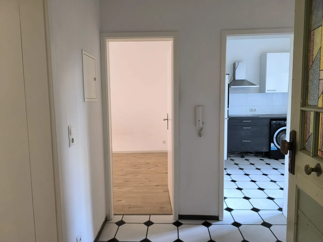 2 Zimmer Wohnung mit 50 m² in Ludwigshafen am Rhein – Bild 3