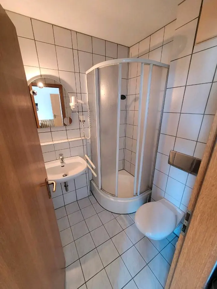 2 Zimmer Wohnung mit 18 m² in Krefeld – Bild 2