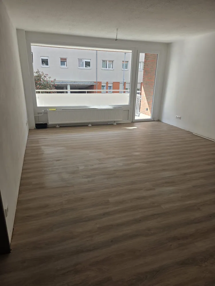 2 room apartment with 72 m² in Hanover – Photo 2