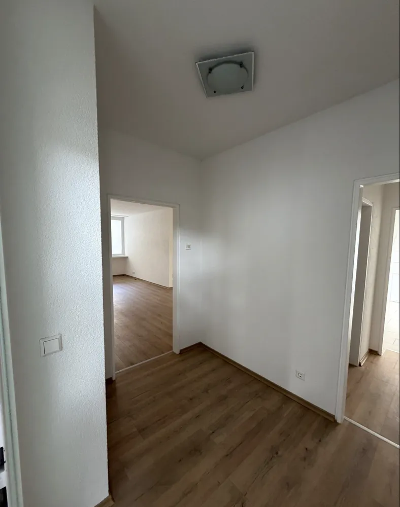 4 Zimmer Wohnung mit 126 m² in Karlsruhe – Bild 3