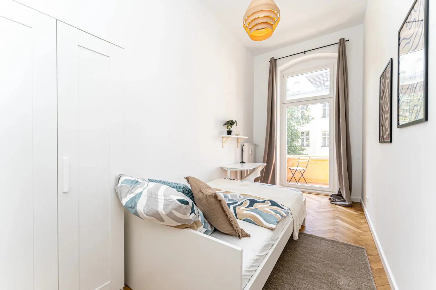 Shared room with 14 m² in Berlin – Photo 2