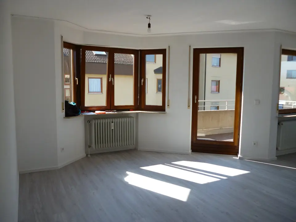 4 Zimmer Wohnung mit 75 m² in Leonberg – Bild 2
