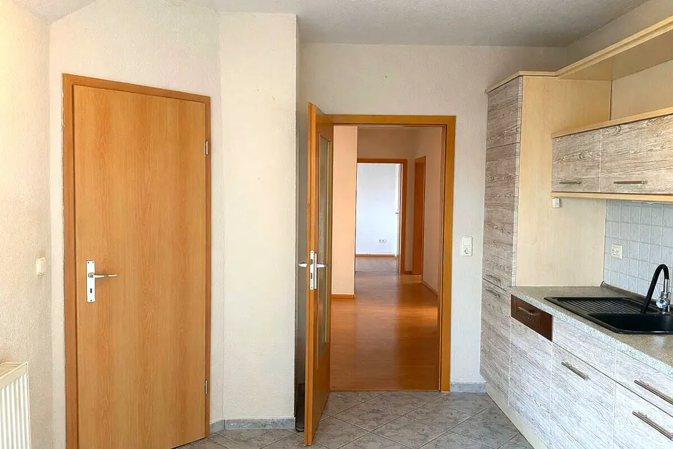 4 Zimmer Wohnung mit 105 m² in Bitterfeld-Wolfen – Bild 4