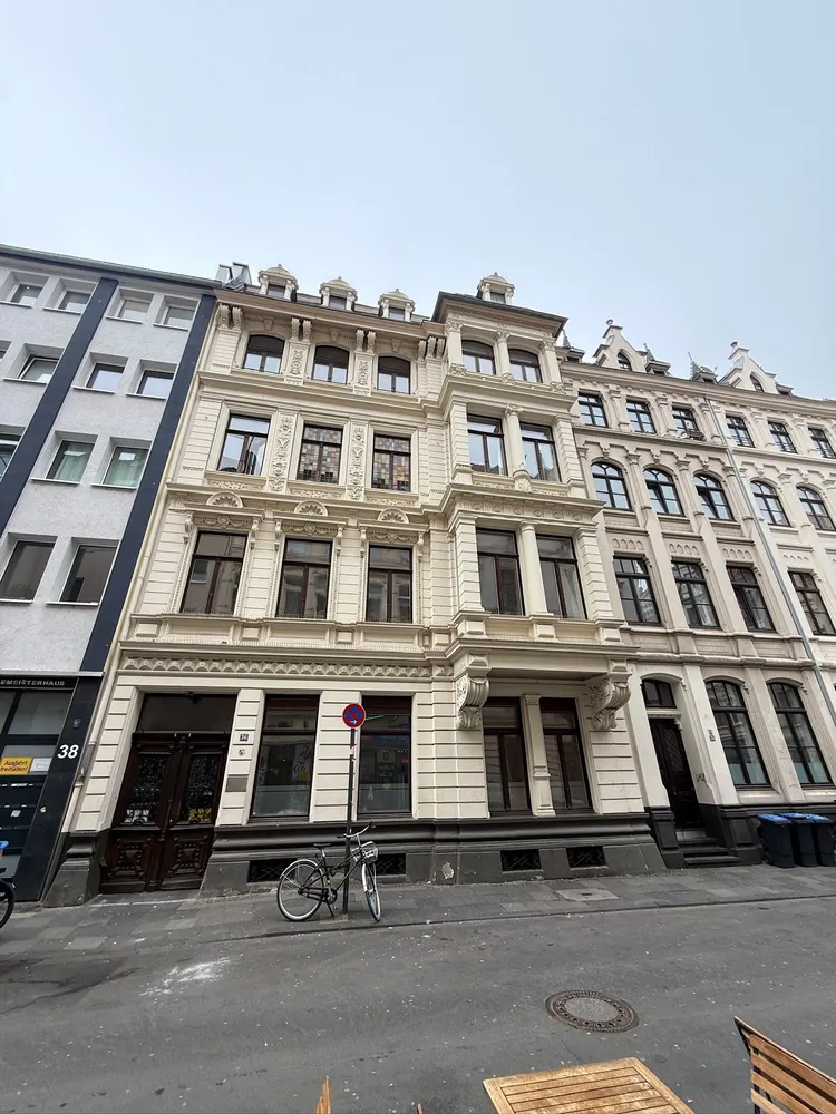 3 Zimmer Wohnung mit 125 m² in Köln – Bild 9