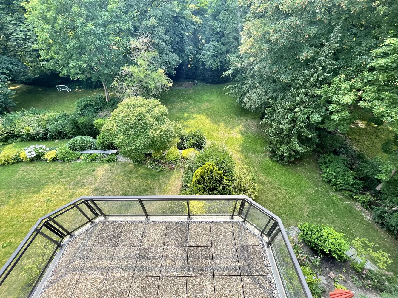 3 Zimmer Wohnung mit 115 m² in Hamburg – Bild 1
