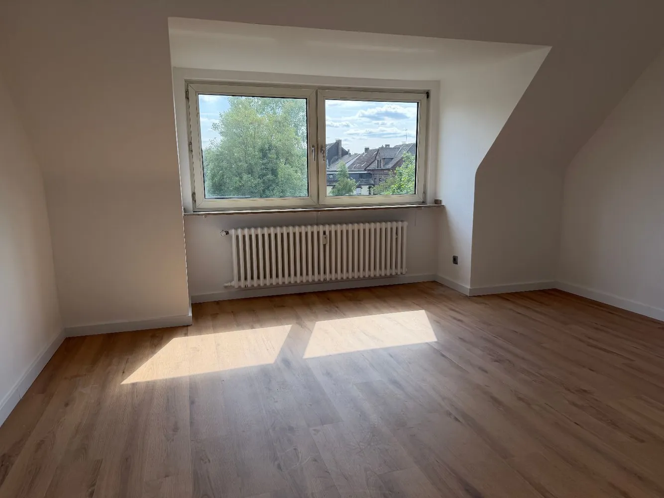 3 Zimmer Wohnung mit 74 m² in Essen – Bild 2