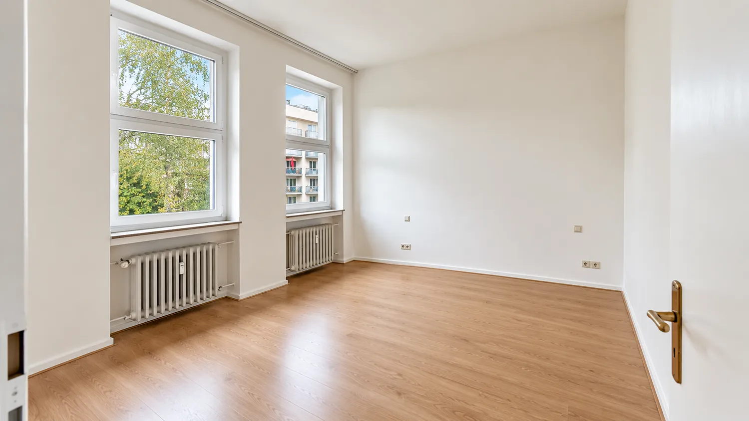 2 room apartment with 136 m² in Düsseldorf – Photo 11