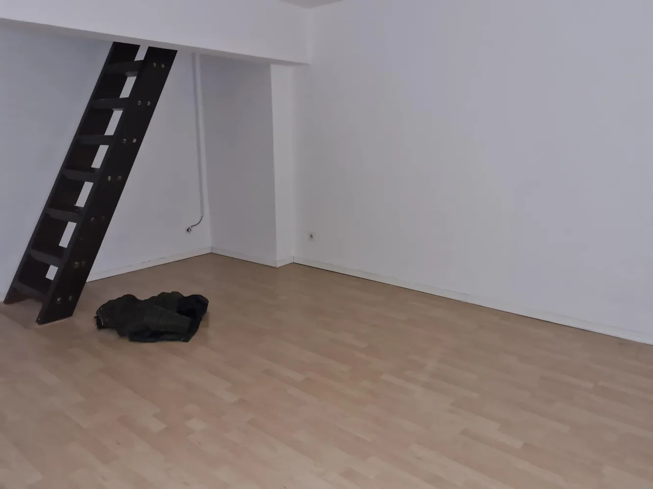 2 room apartment with 57 m² in Düsseldorf – Photo 1