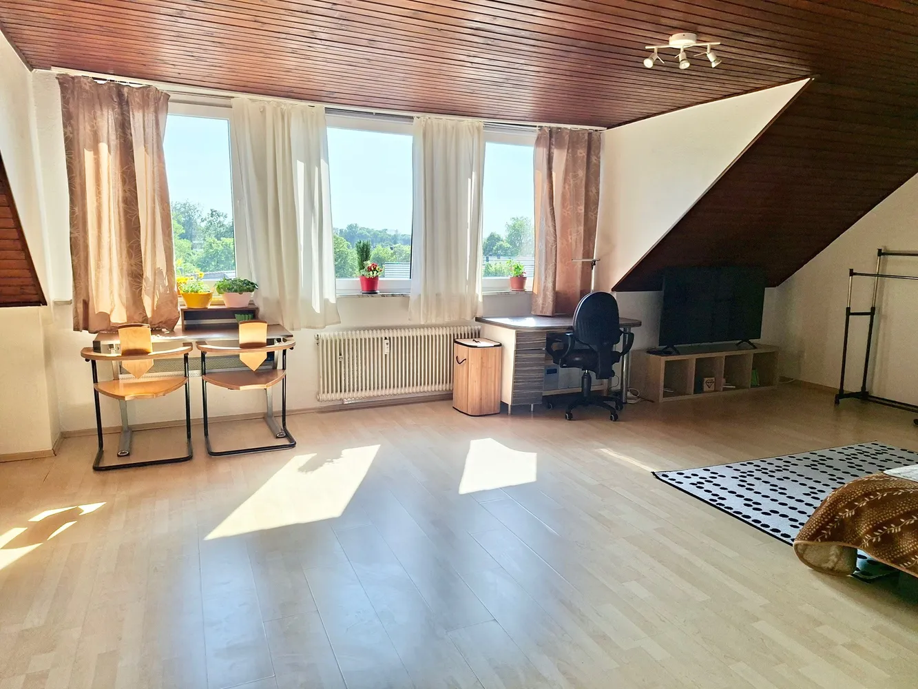 2 Zimmer Wohnung mit 60 m² in Neuss – Bild 1