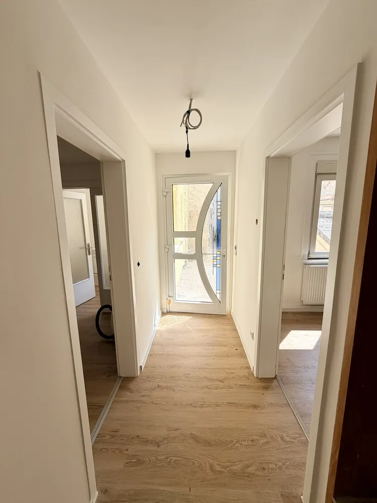6 Zimmer Haus mit 170 m² in Wiesbaden – Bild 3