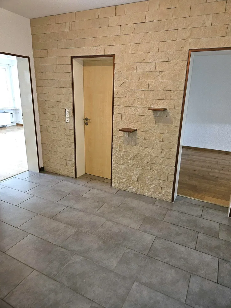 3 Zimmer Wohnung mit 80 m² in Nürnberg – Bild 2