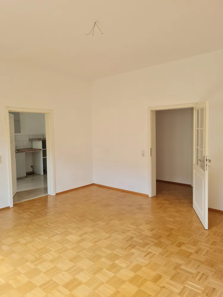 3 Zimmer Wohnung mit 85 m² in Karlsruhe – Bild 2