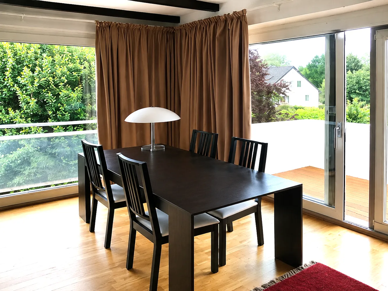 3 Zimmer Wohnung mit 95 m² in Düsseldorf – Bild 1