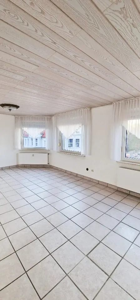 4 Zimmer Wohnung mit 70 m² in Oberhausen – Bild 1