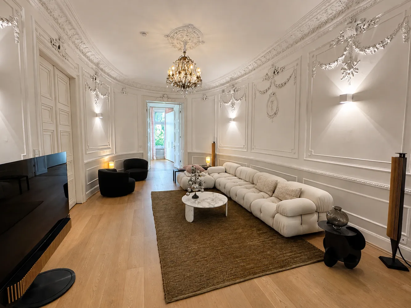 2 Zimmer Wohnung mit 118 m² in Hamburg – Bild 1