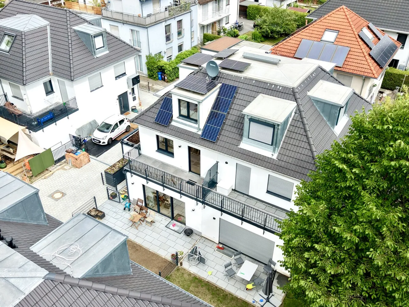 5 Zimmer Haus mit 170 m² in München – Bild 2
