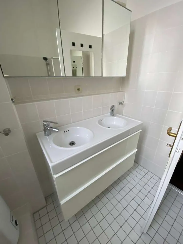 3 Zimmer Wohnung mit 142 m² in Wiesbaden – Bild 9