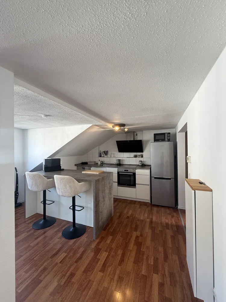 2 Zimmer Wohnung mit 67 m² in Düsseldorf – Bild 1
