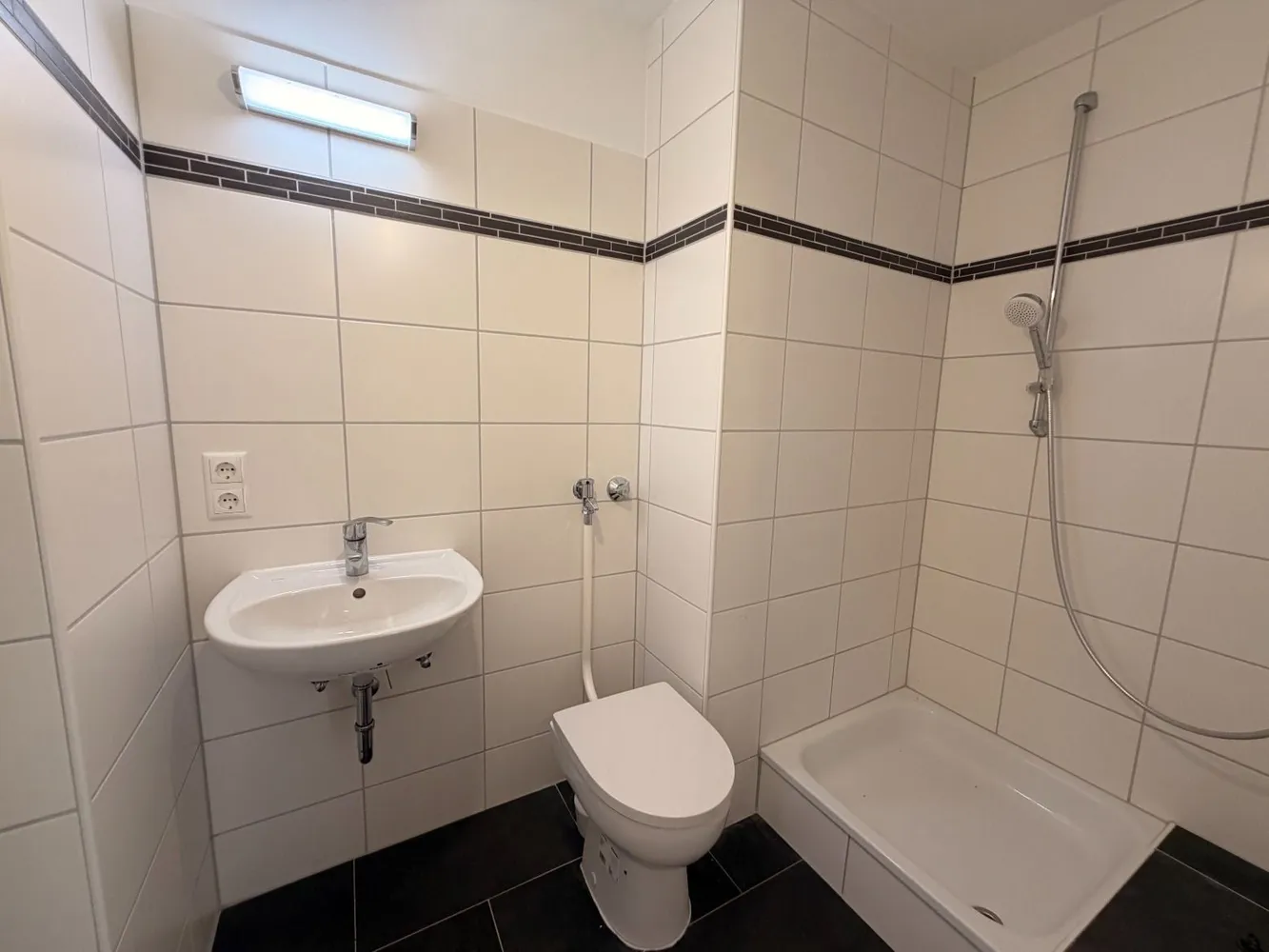 1 room apartment with 26 m² in Augsburg – Photo 3