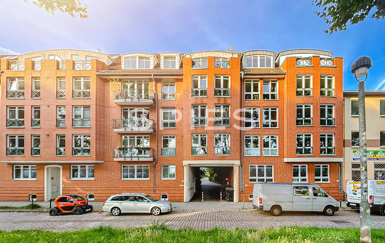 2 Zimmer Wohnung mit 142 m² in Bremen – Bild 1