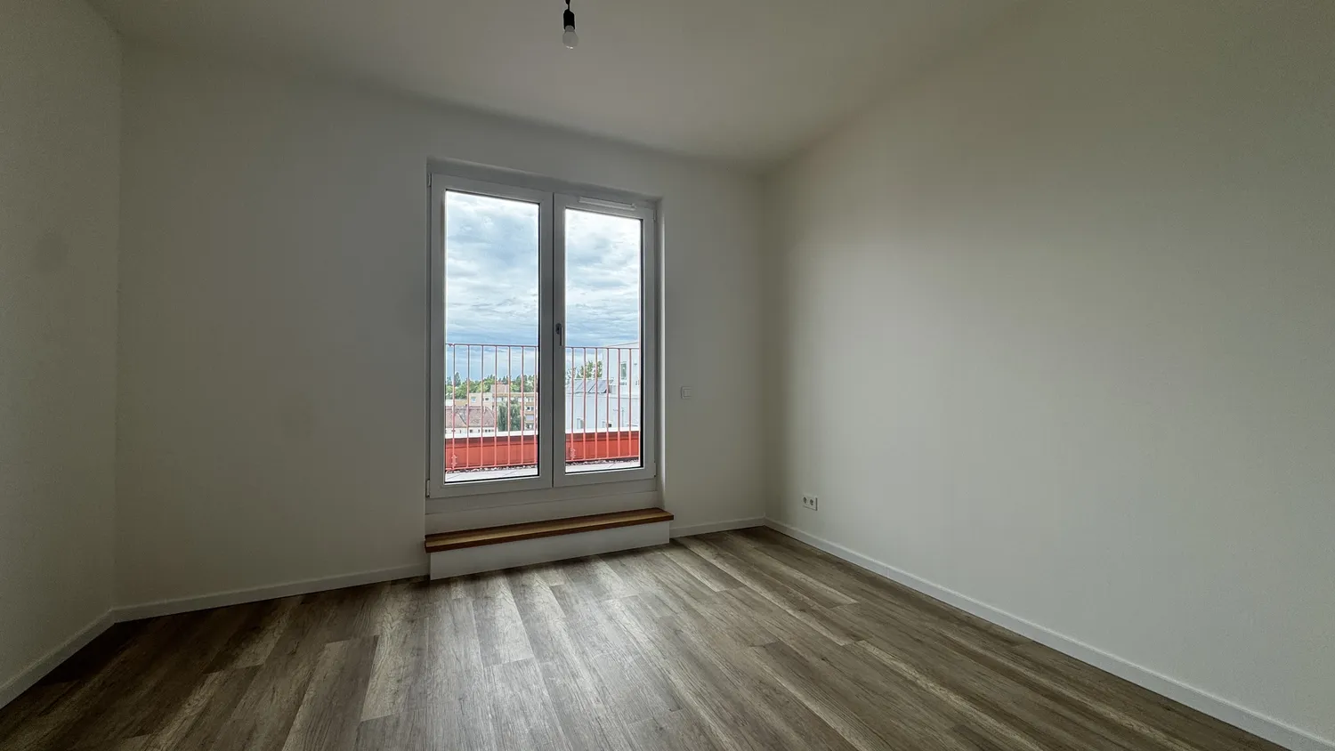 2 Zimmer Wohnung mit 74 m² in Berlin – Bild 6
