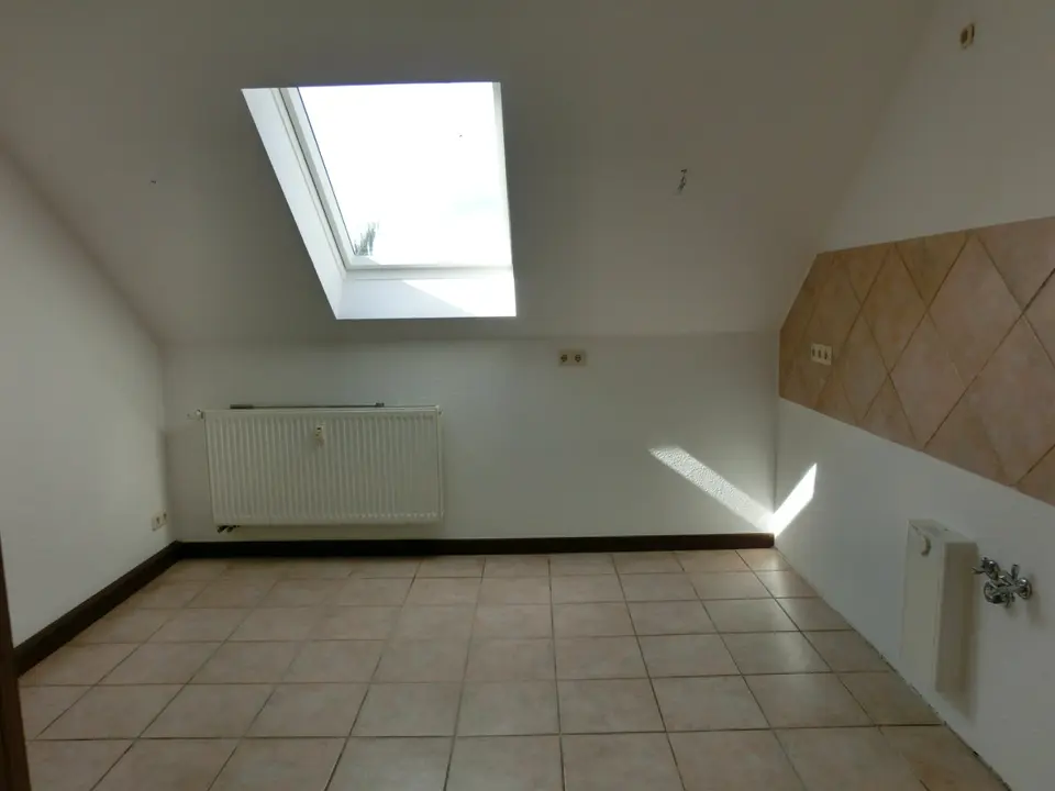 2 Zimmer Wohnung mit 60 m² in Altenburg – Bild 3