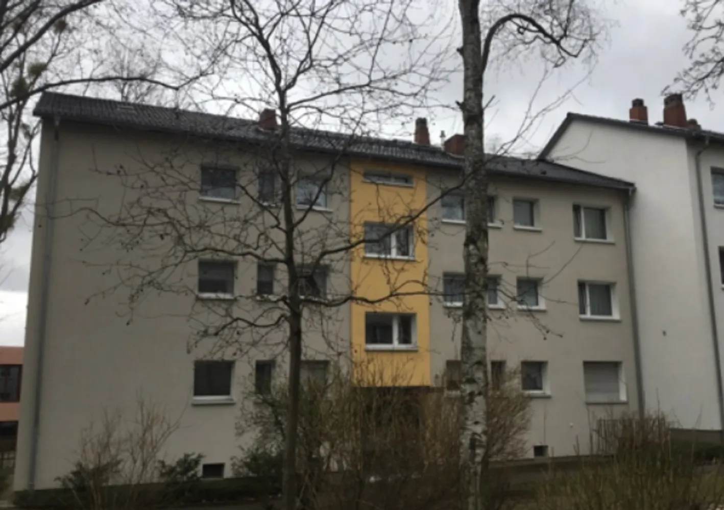 4 Zimmer Wohnung mit 73 m² in Wiesbaden – Bild 2