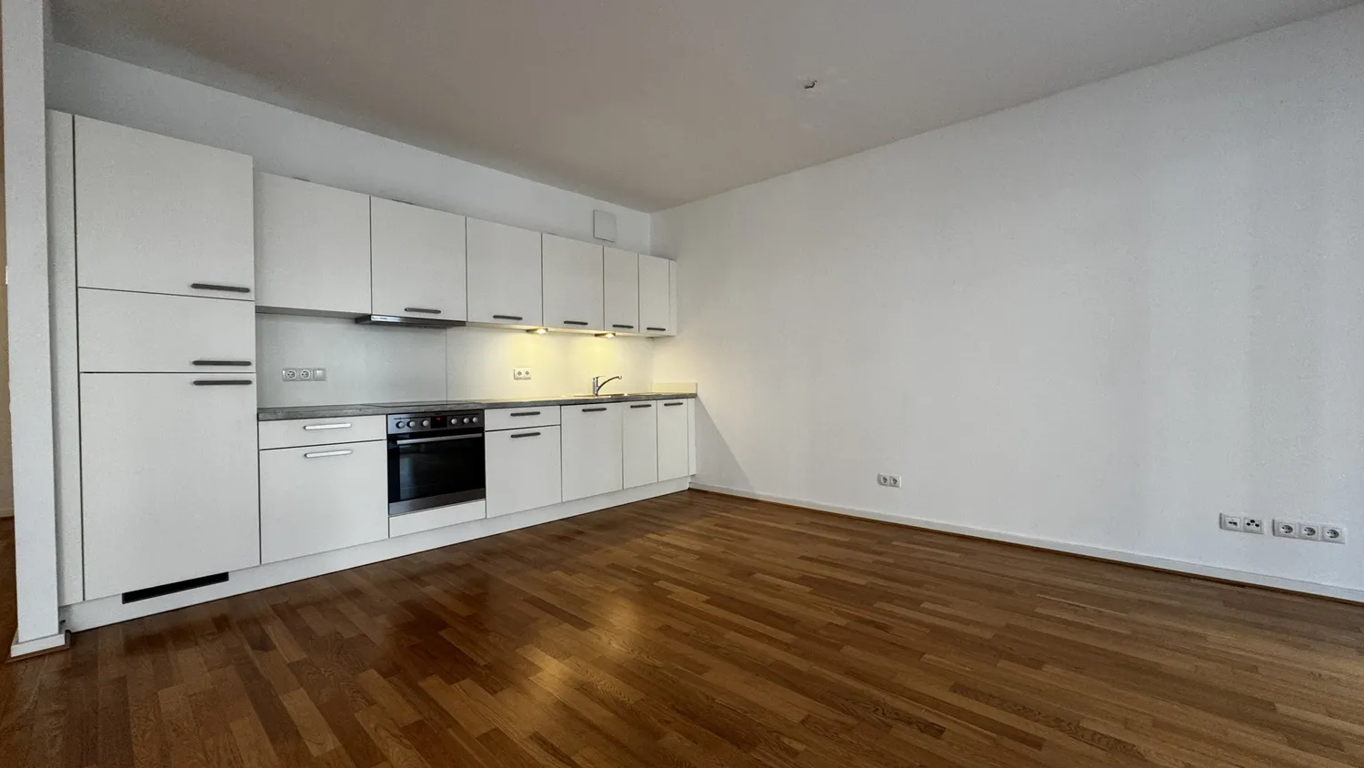 2 Zimmer Wohnung mit 66 m² in Berlin – Bild 1