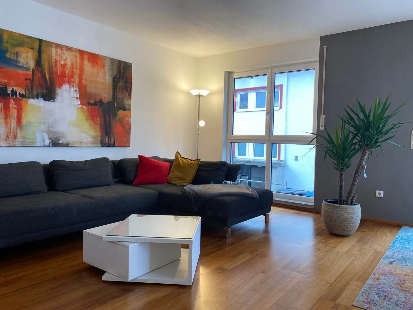 3 Zimmer Wohnung mit 94 m² in München – Bild 3