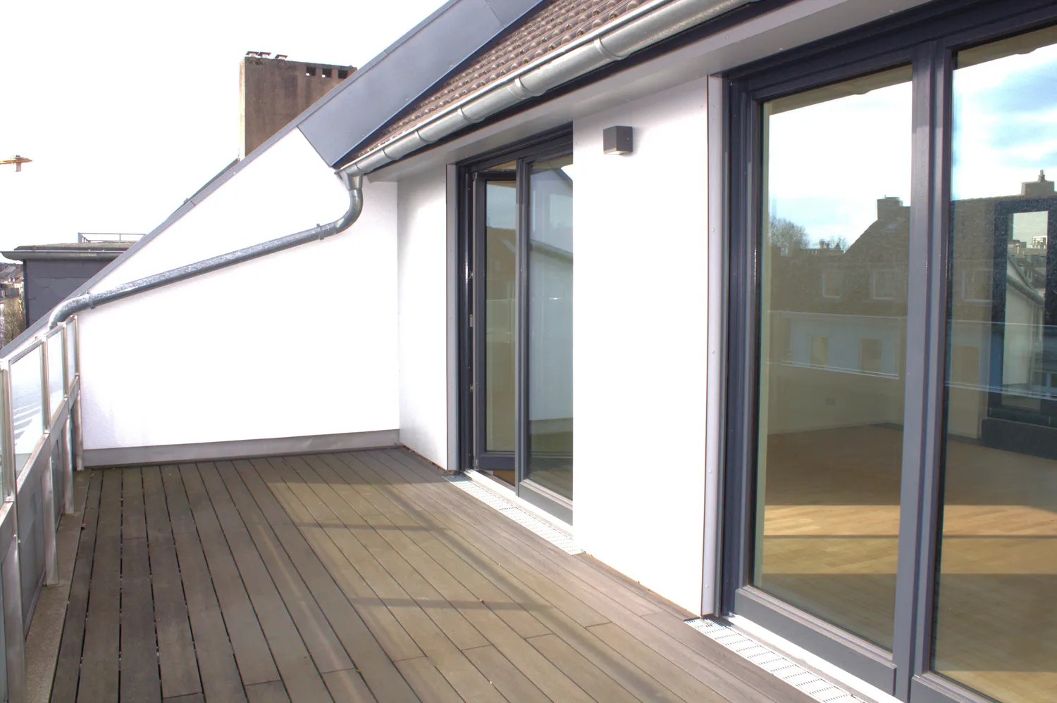 4 Zimmer Wohnung mit 135 m² in Düsseldorf – Bild 8