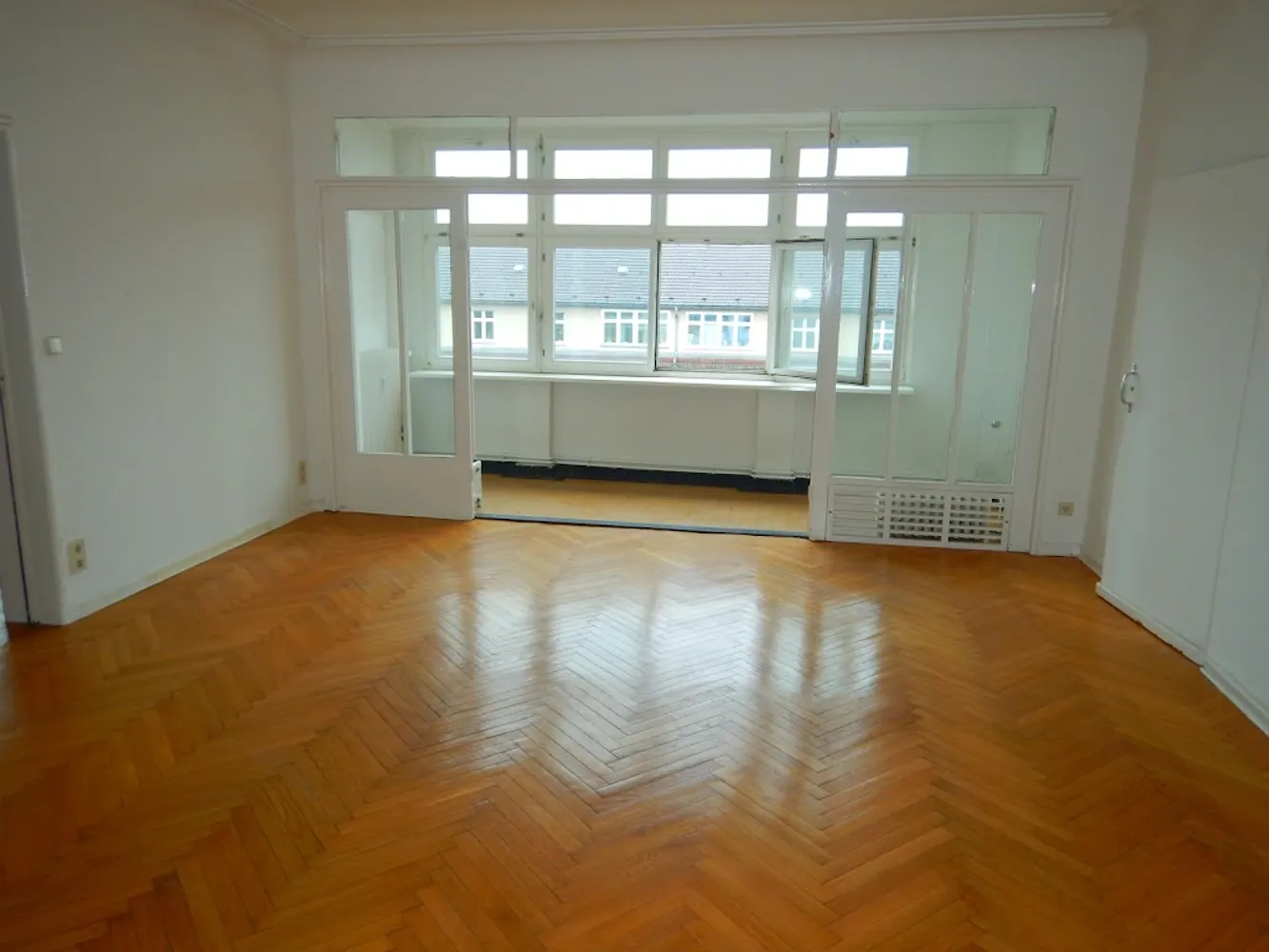 5 Zimmer Wohnung mit 215 m² in Berlin – Bild 9