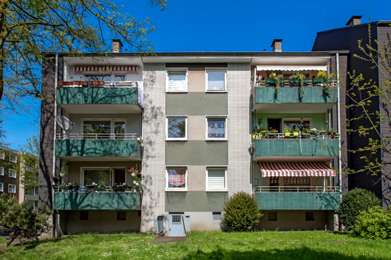 4 Zimmer Wohnung mit 80 m² in Duisburg – Bild 1