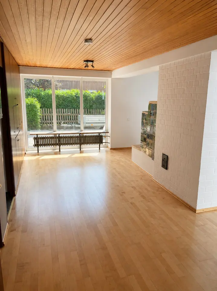8 Zimmer Haus mit 204 m² in Straubing – Bild 1