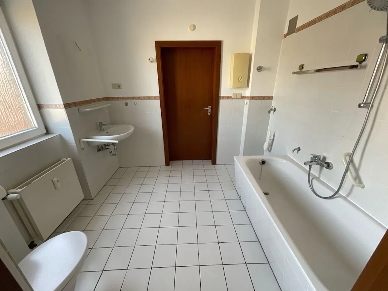 2 Zimmer Wohnung mit 60 m² in Duisburg – Bild 4