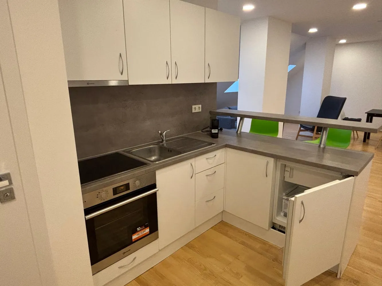 2 Zimmer Wohnung mit 53 m² in Köln – Bild 2