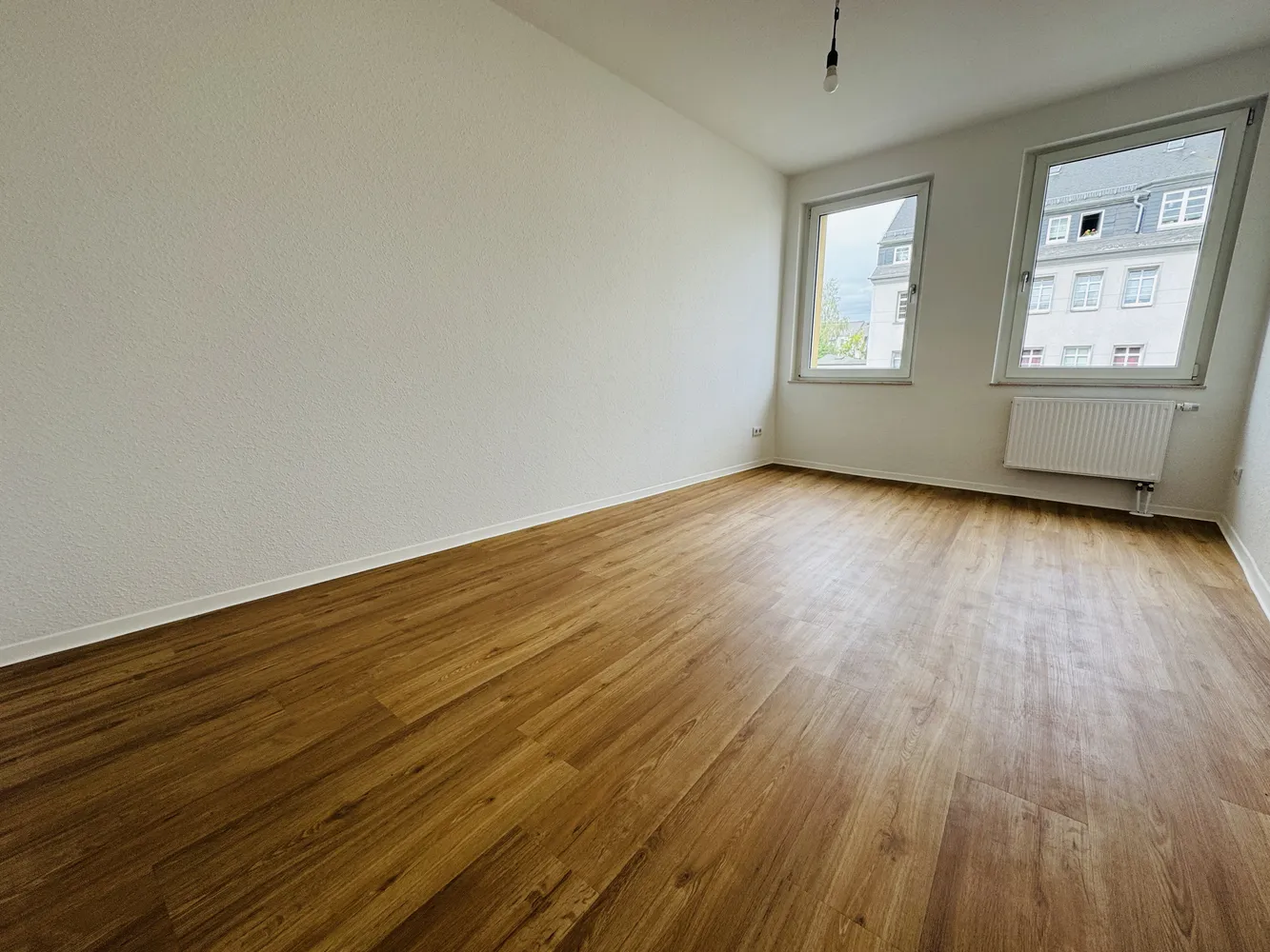 5 Zimmer Wohnung mit 126 m² in Chemnitz – Bild 4