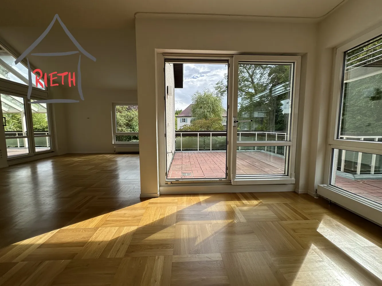 7 room apartment with 210 m² in Stuttgart – Photo 2