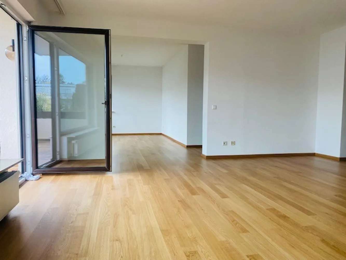 4 Zimmer Wohnung mit 110 m² in Stuttgart – Bild 2