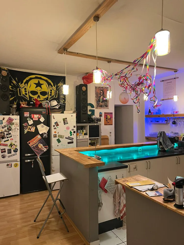 7 Zimmer Wohnung mit 45 m² in Essen – Bild 5